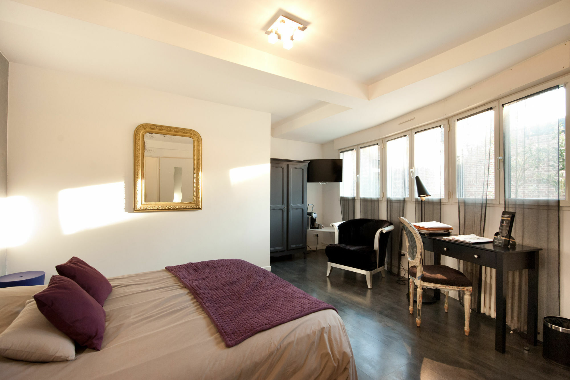 Hotel Le Prieure Et La Residence Amiens Bagian luar foto